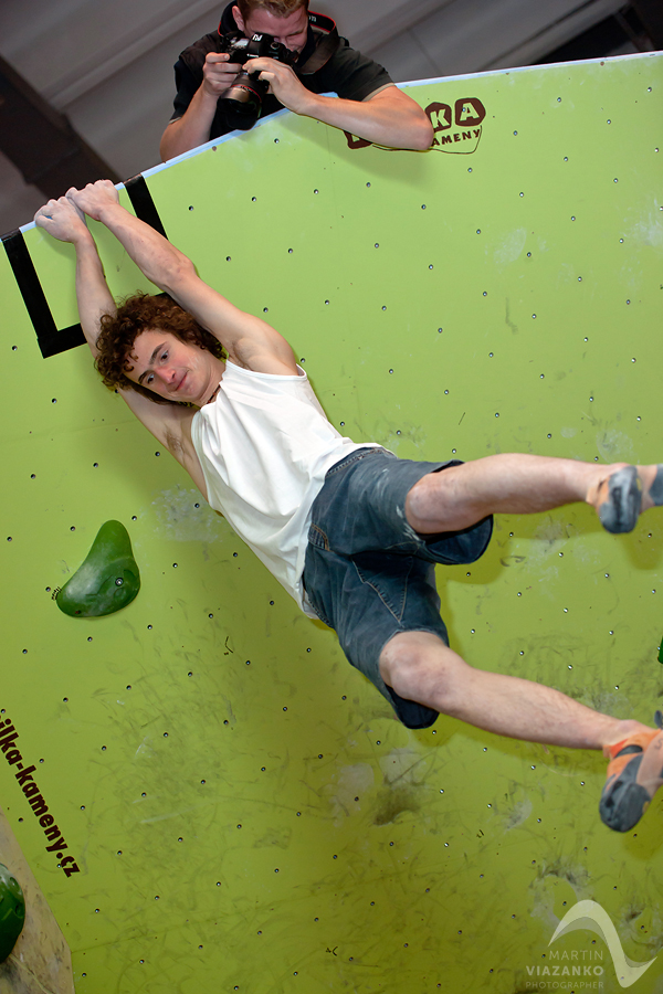 vertigo, open, lezecke, centrum, boulder, bouldering, umela, stena, boulder, pretek